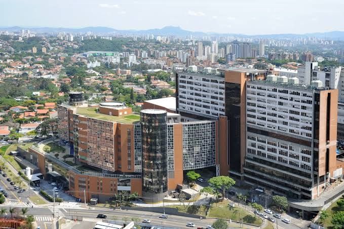 Hospital Albert Einstein 2km